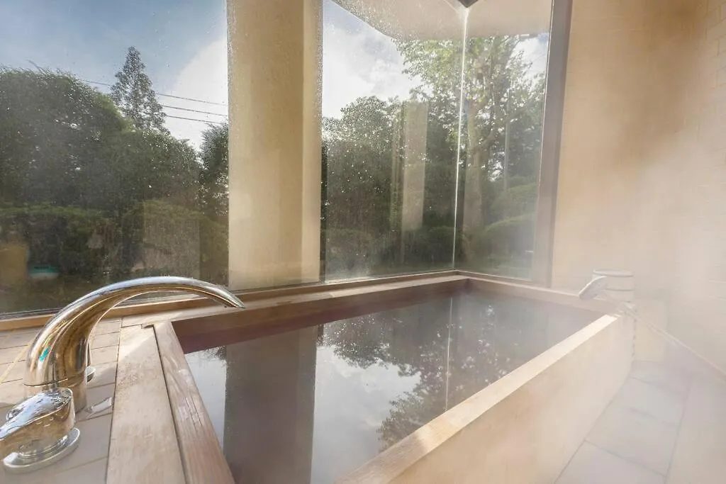 Open-Air Bath & Private Hot-Spring Villa In Хаконе 0*,  Япония